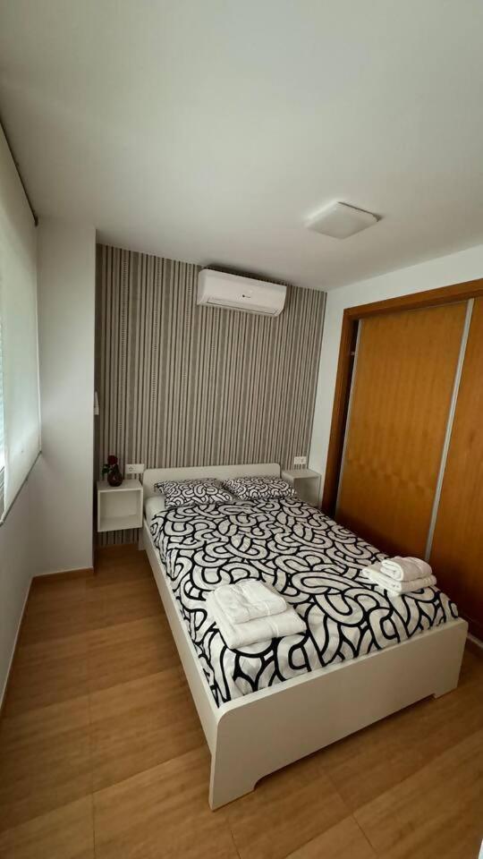 Apartamentos Felip 3 Бурриана Экстерьер фото